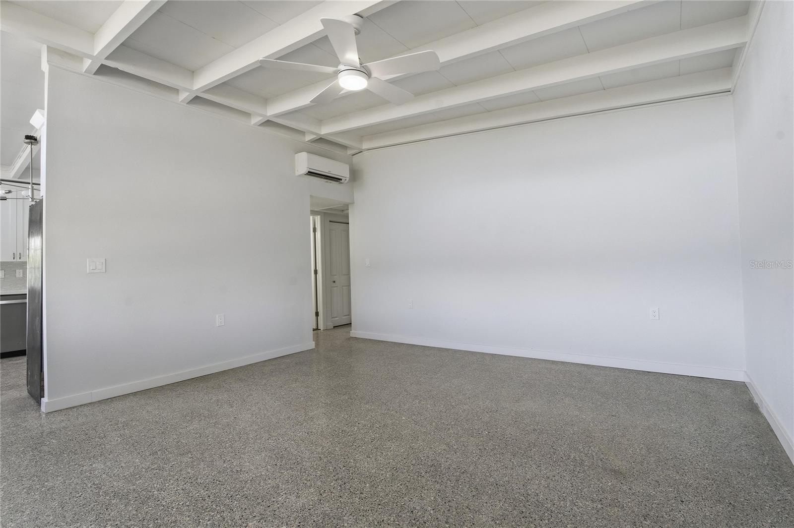 OLDSMAR COUNTRY CLUB ESTATES SEC 3 - Residential