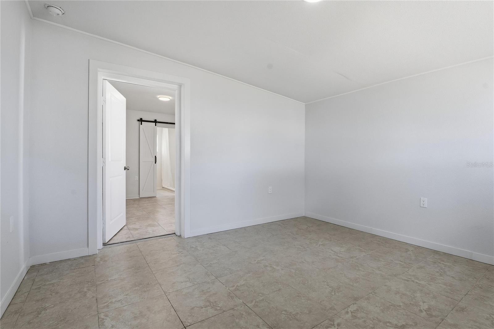 OLDSMAR COUNTRY CLUB ESTATES SEC 3 - Residential