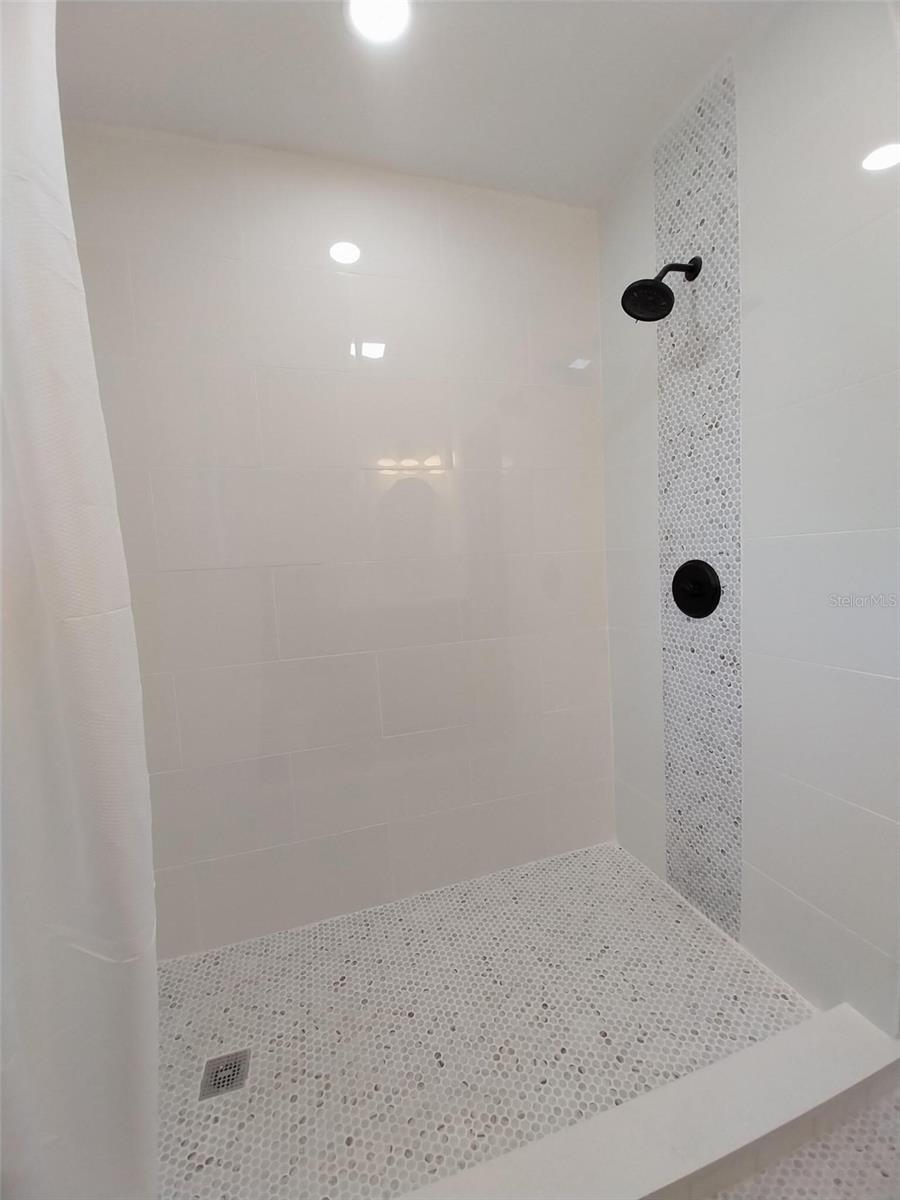 OLDSMAR COUNTRY CLUB ESTATES SEC 3 - Residential