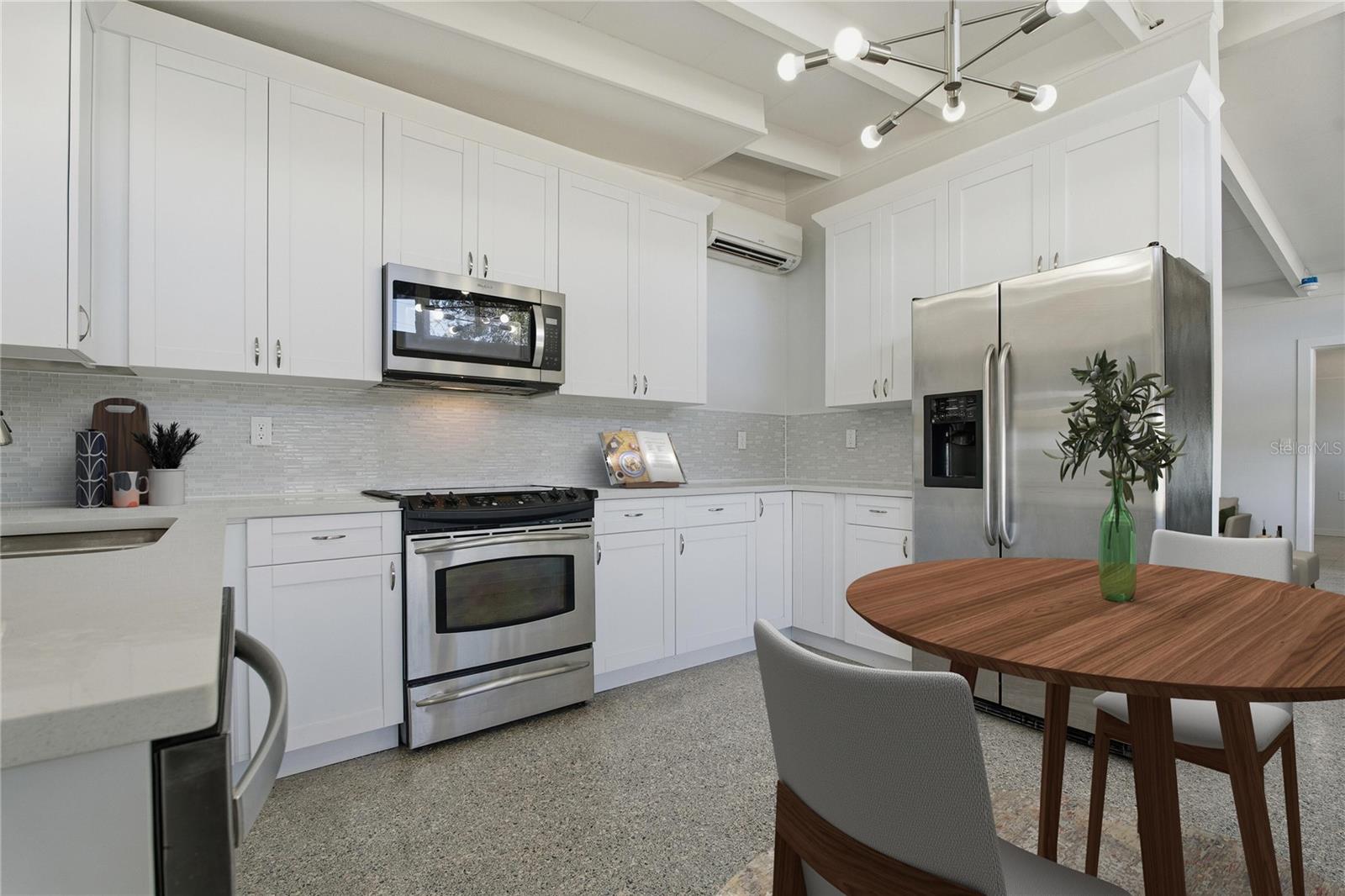 OLDSMAR COUNTRY CLUB ESTATES SEC 3 - Residential