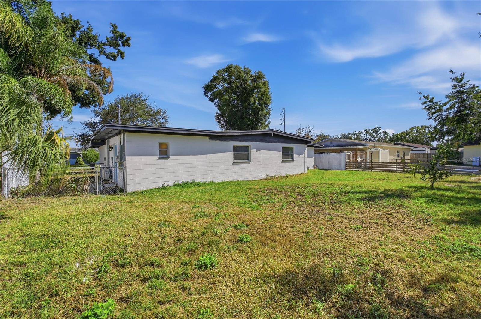 OLDSMAR COUNTRY CLUB ESTATES SEC 3 - Residential