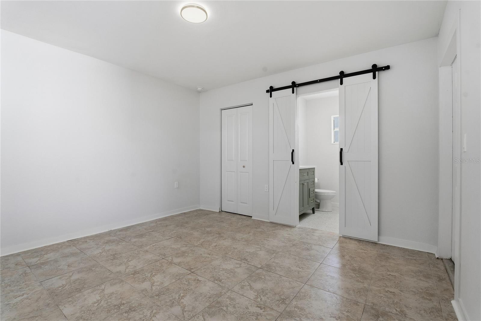 OLDSMAR COUNTRY CLUB ESTATES SEC 3 - Residential