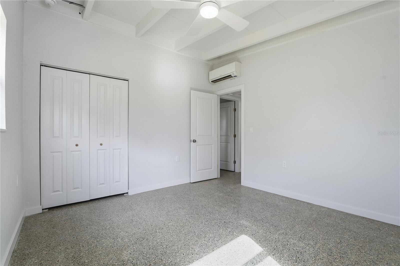 OLDSMAR COUNTRY CLUB ESTATES SEC 3 - Residential