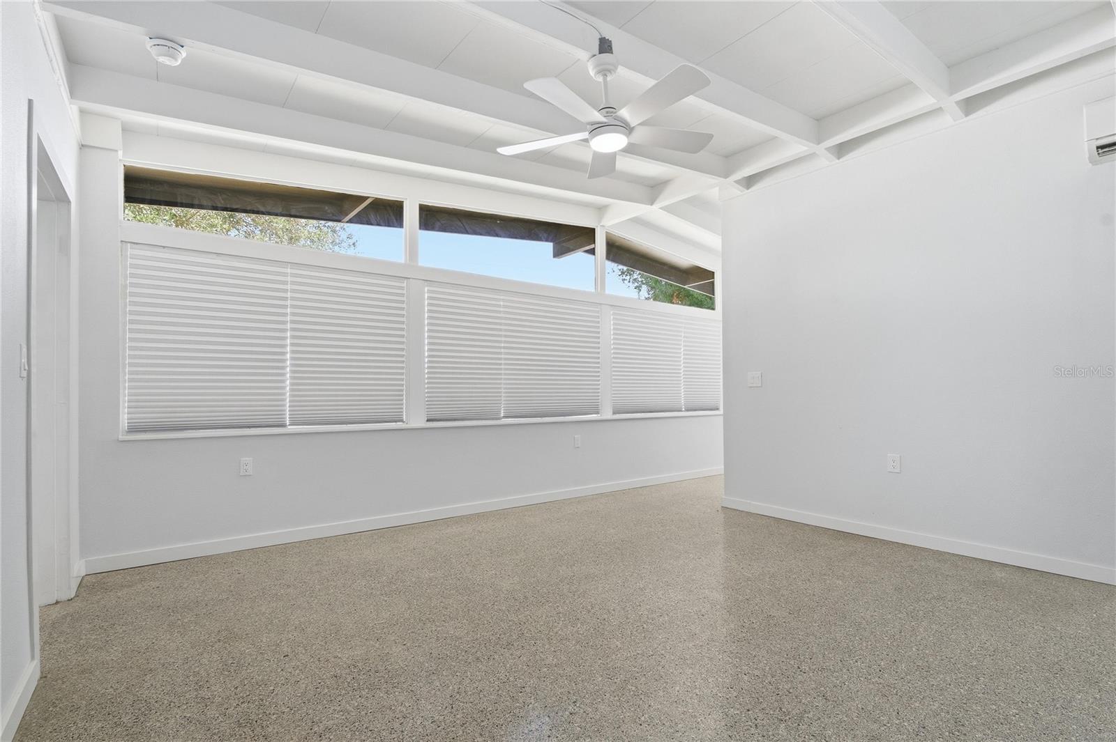 OLDSMAR COUNTRY CLUB ESTATES SEC 3 - Residential