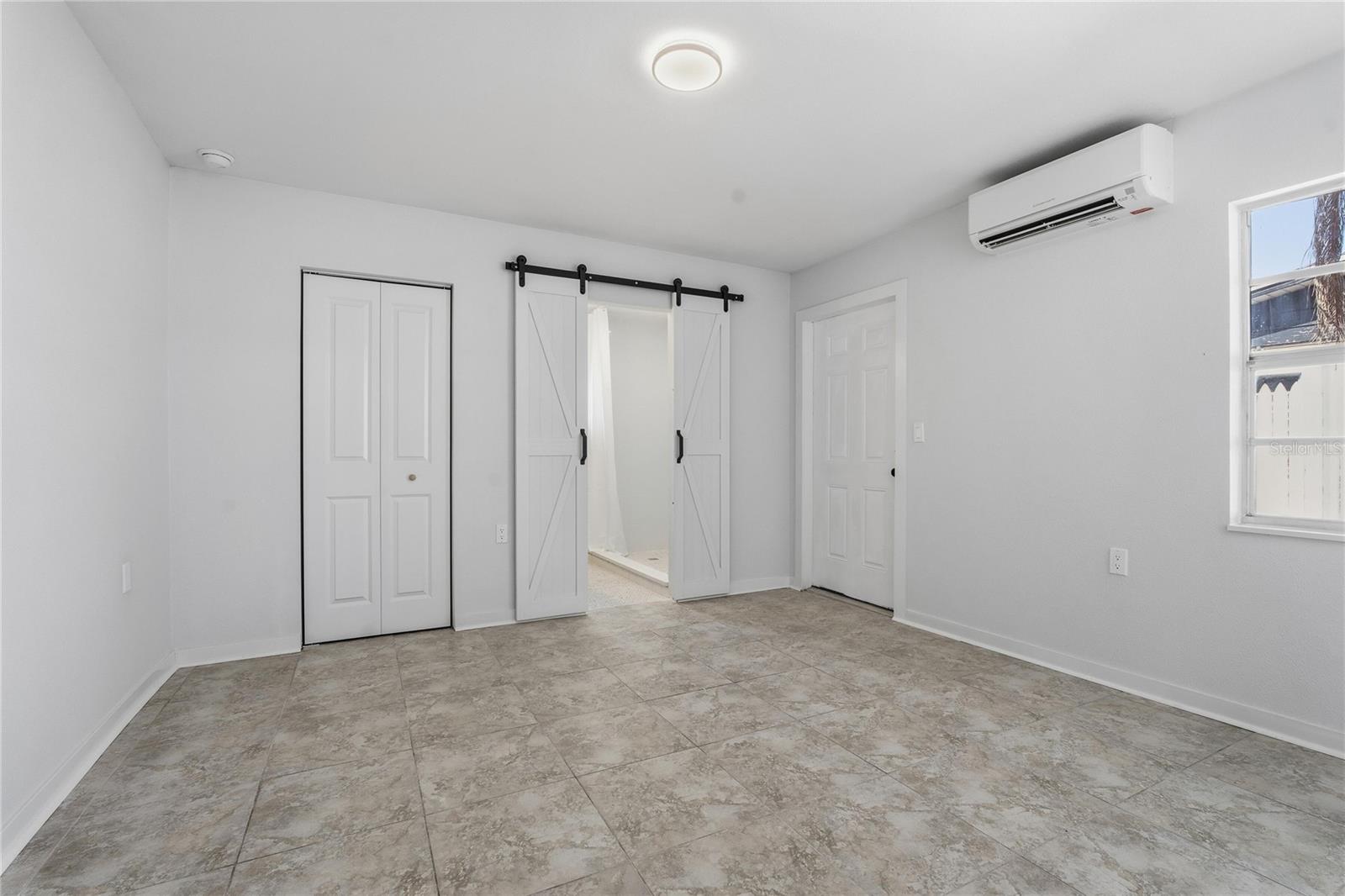 OLDSMAR COUNTRY CLUB ESTATES SEC 3 - Residential