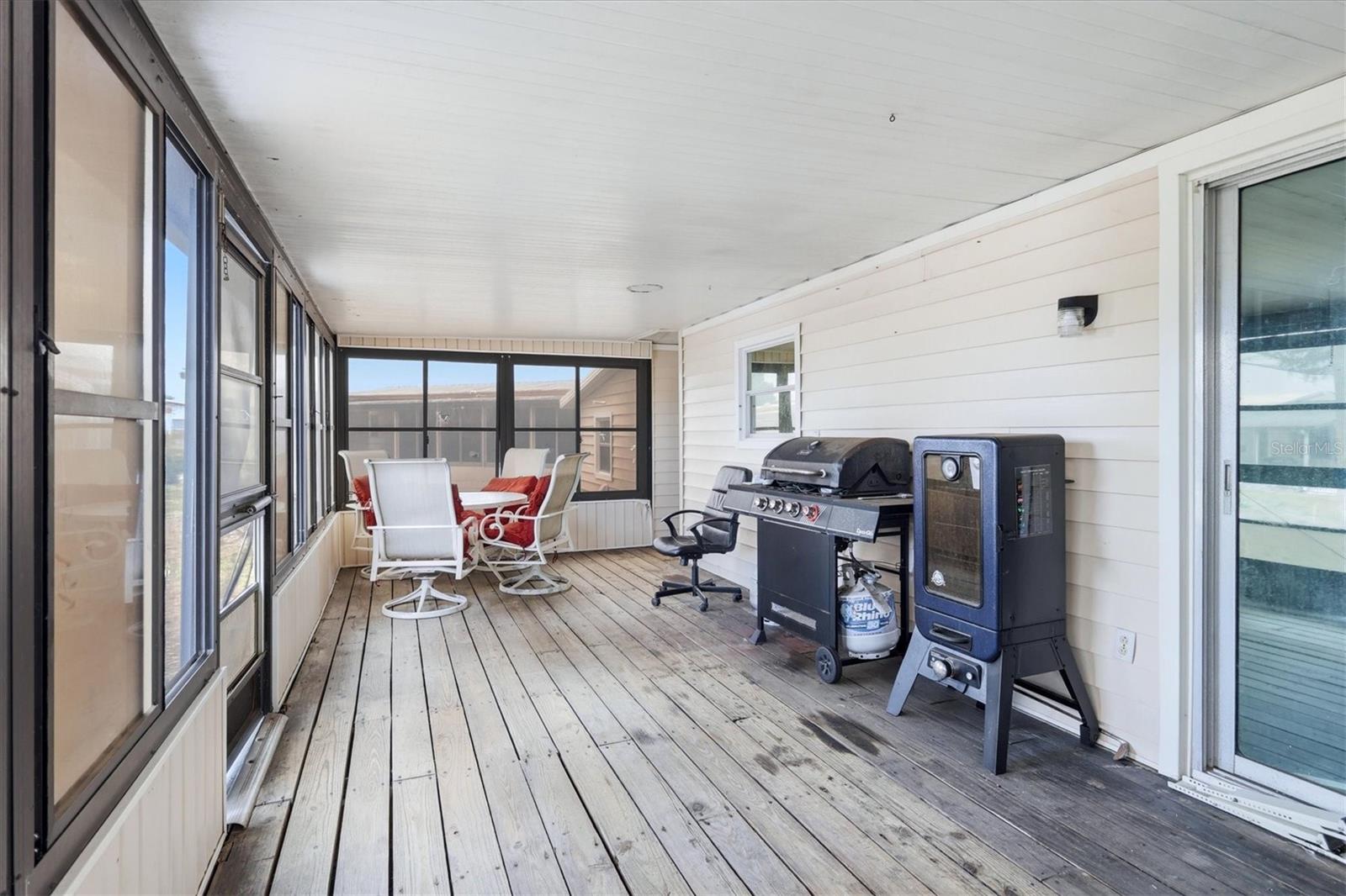 SHADOW BROOK MOBILE HOME SUB - Residential