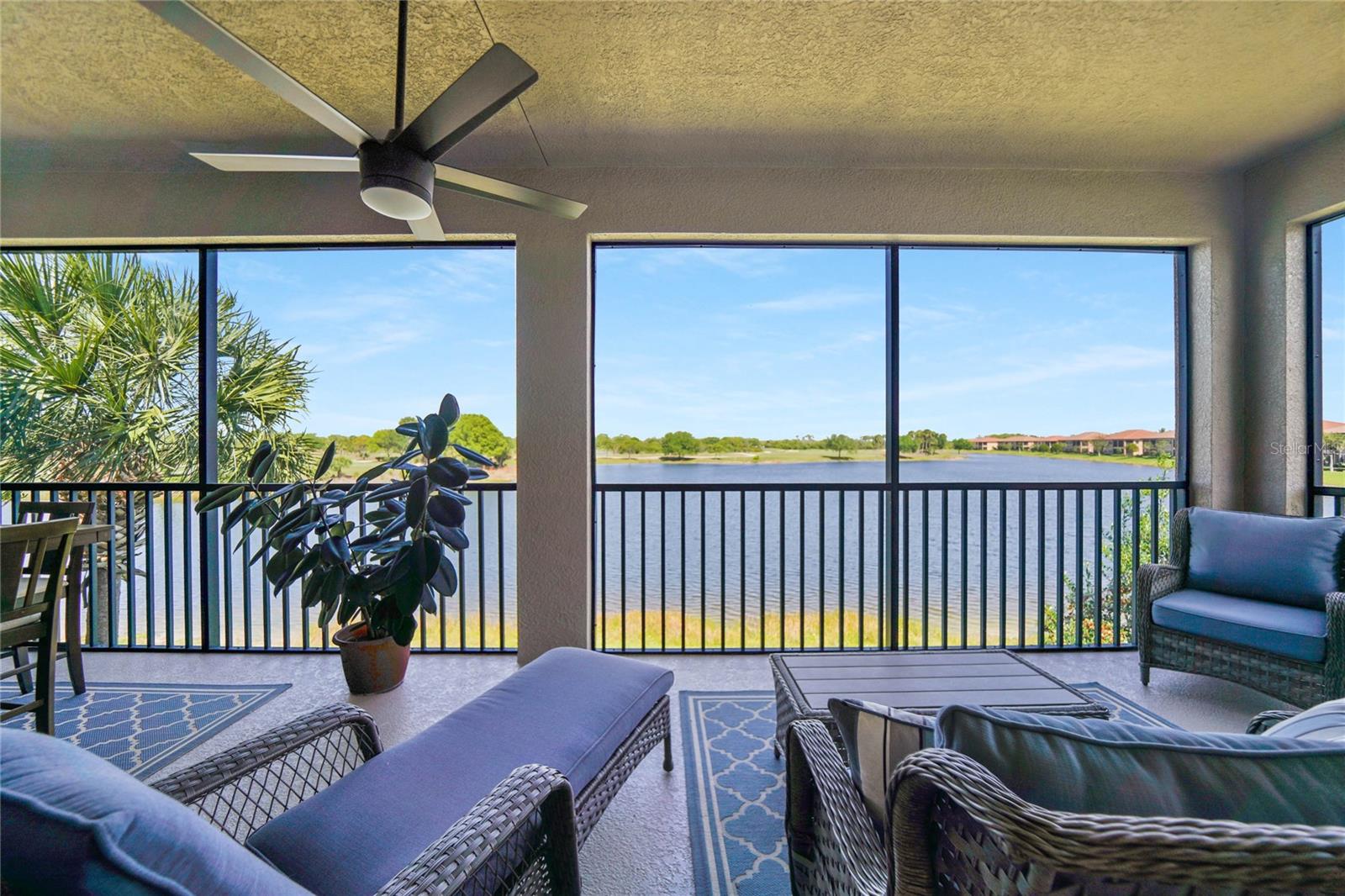 SARASOTA NATIONAL - Residential