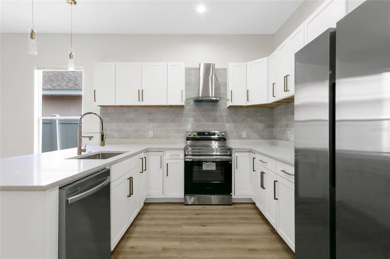 VILLAGES AT SUMMER LAKES CYPRESS - Residential