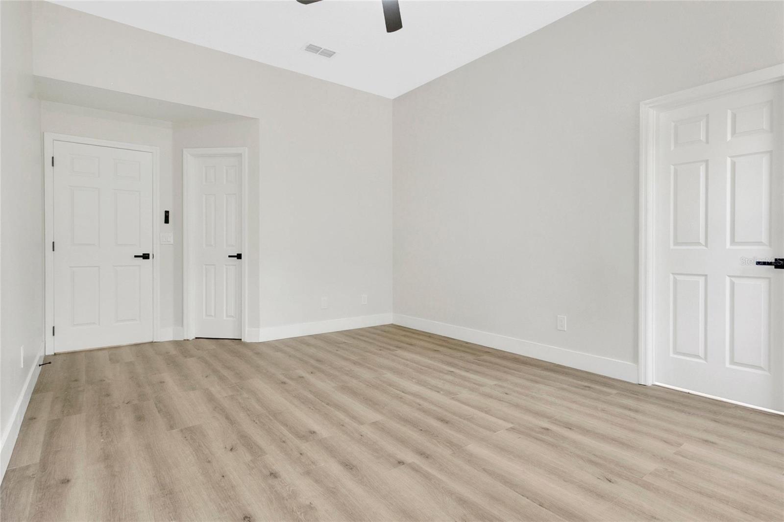 VILLAGES AT SUMMER LAKES CYPRESS - Residential