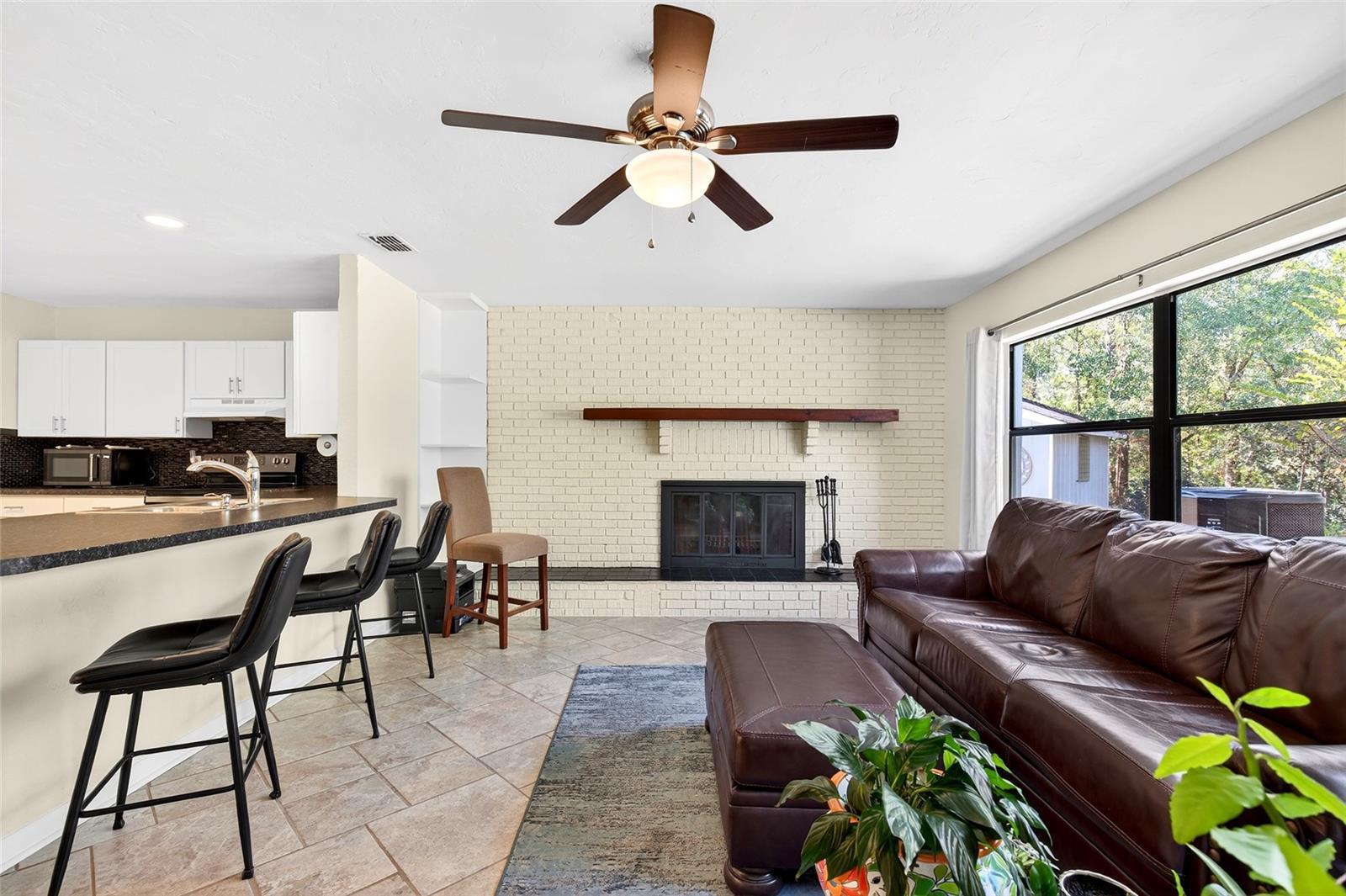 RAINBOW SPRINGS - Residential