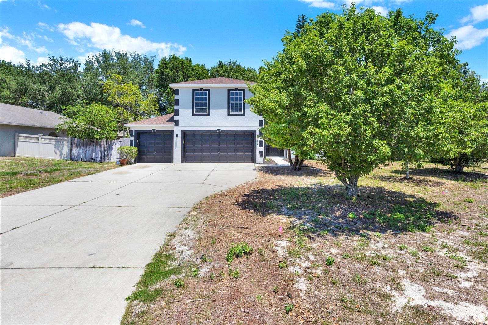 809 DEER GLEN COURT