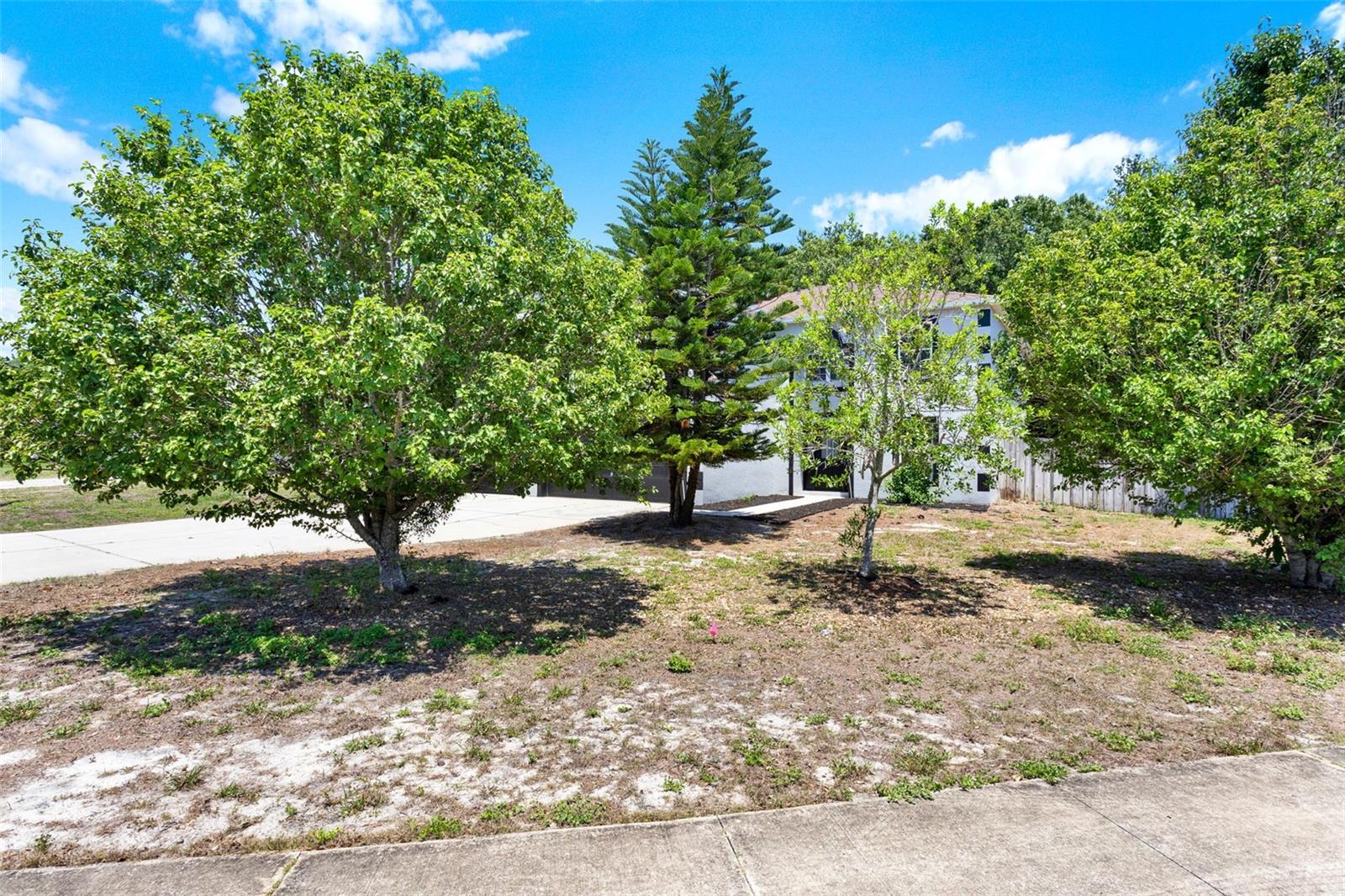 809 DEER GLEN COURT
