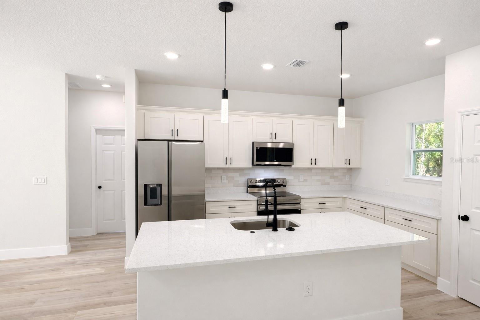 CITRUS SPGS UNIT 04 - Residential