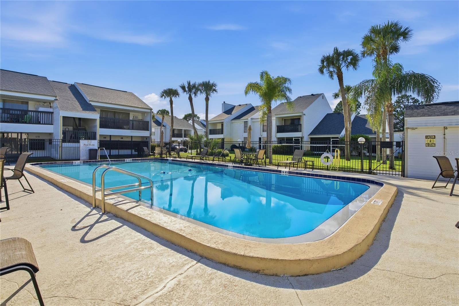 PALMS OF TARPON SPGS THE CONDO - Residential