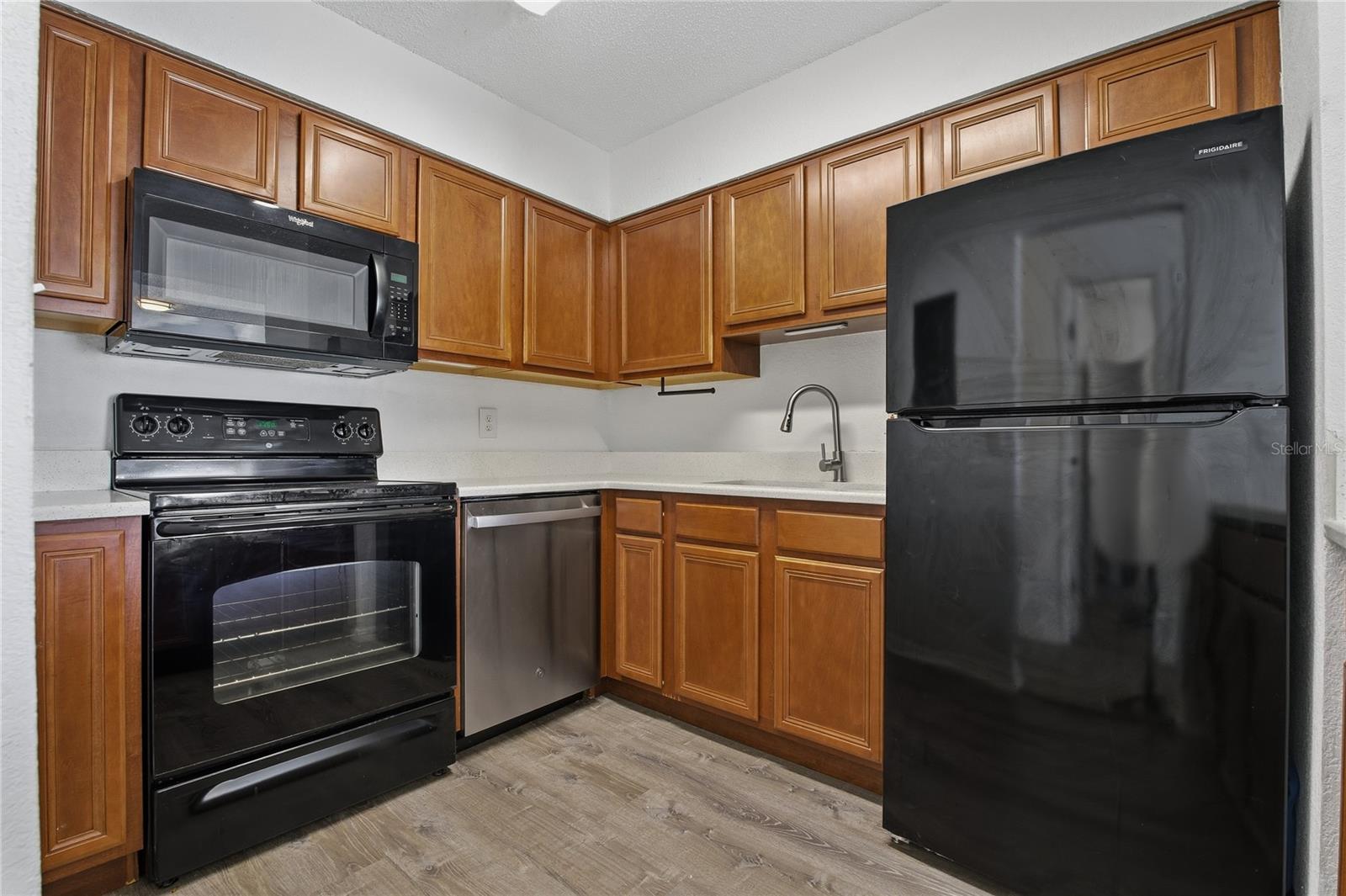 PALMS OF TARPON SPGS THE CONDO - Residential