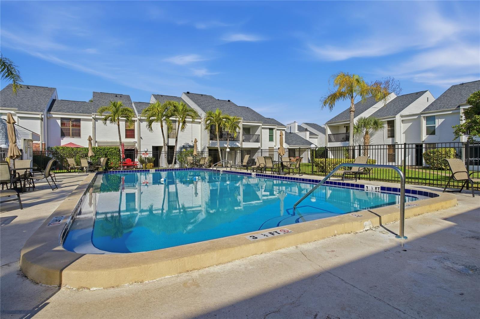 PALMS OF TARPON SPGS THE CONDO - Residential