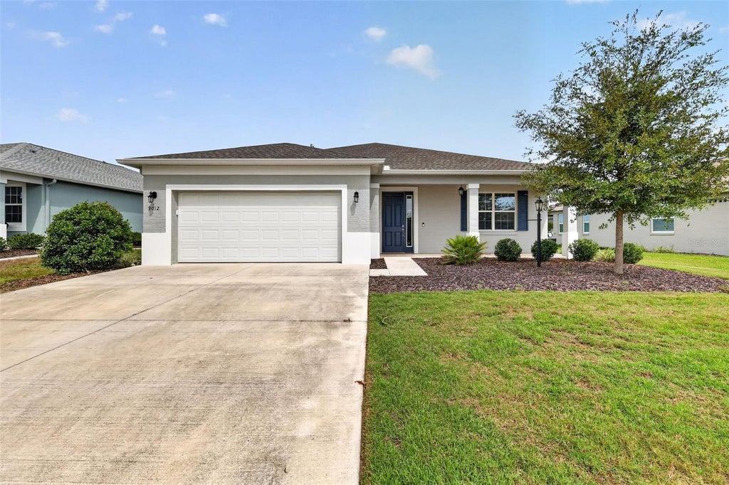 Photo of 9012 SW 75th Loop, Ocala, FL 34481 (MLS # OM733592)