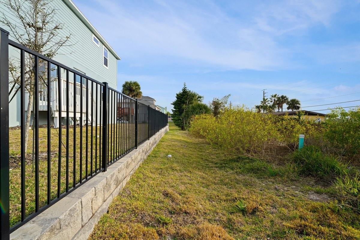 HALIFAX ESTATES OCEAN VIEW SEC - Residential