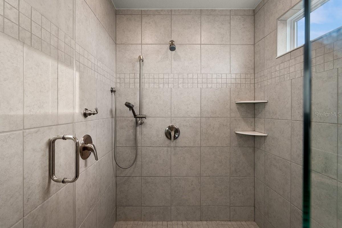 HALIFAX ESTATES OCEAN VIEW SEC - Residential