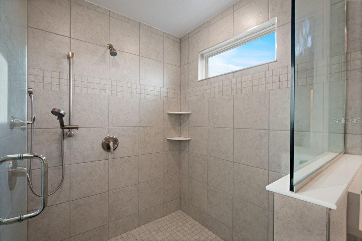 HALIFAX ESTATES OCEAN VIEW SEC - Residential