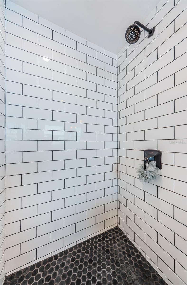 SUNSET LAKE ESTATES - Residential