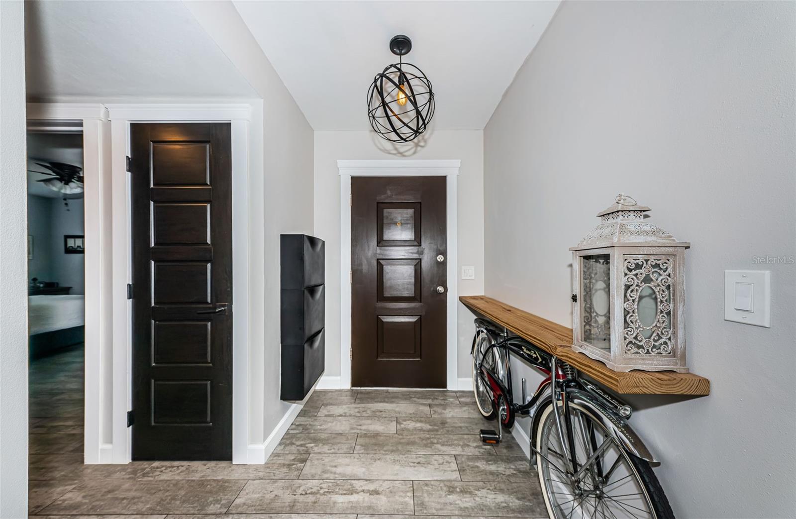 SUNSET LAKE ESTATES - Residential