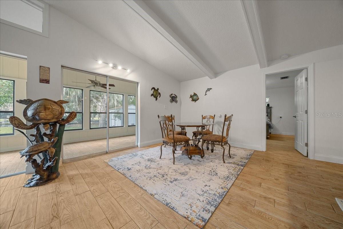 001896 VILLAGE OF PICARDY - Residential