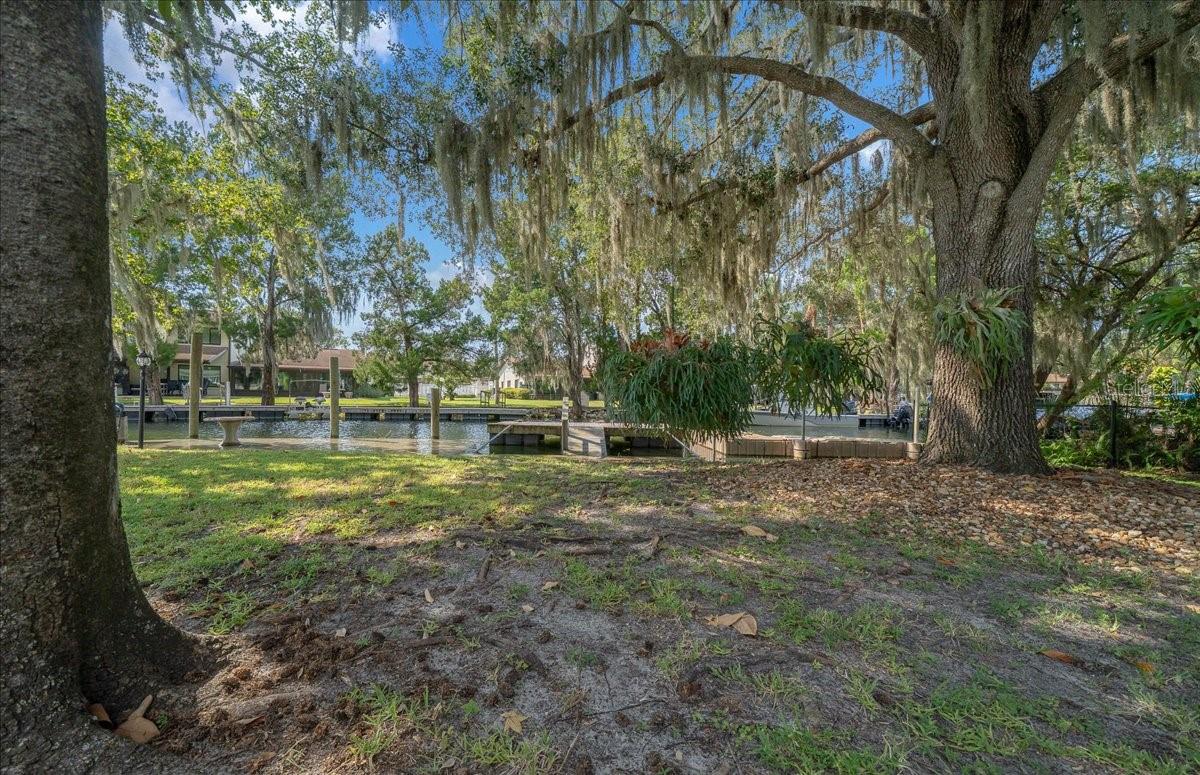 001896 VILLAGE OF PICARDY - Residential