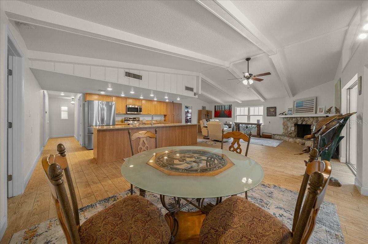 001896 VILLAGE OF PICARDY - Residential