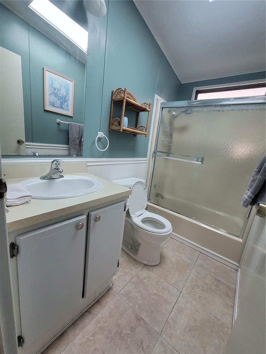 SWEETWATER GOLF & TENNIS CLUB ADD 01 - Residential