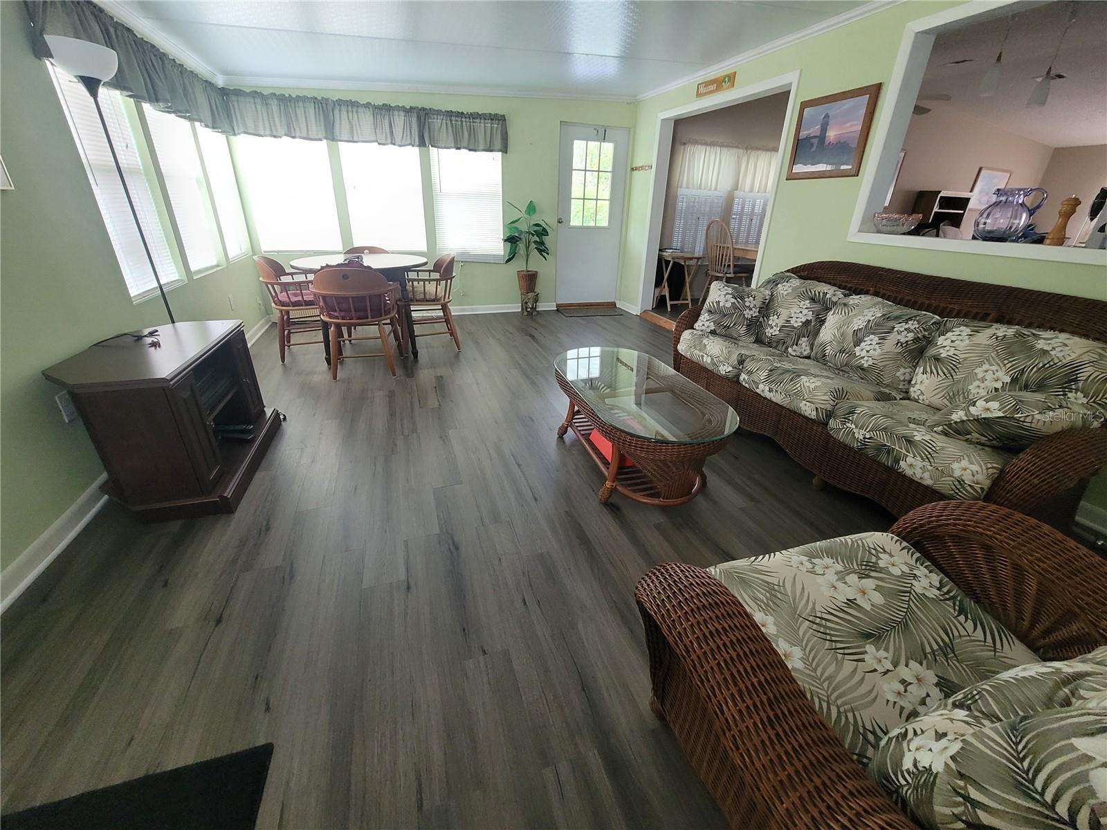 SWEETWATER GOLF & TENNIS CLUB ADD 01 - Residential