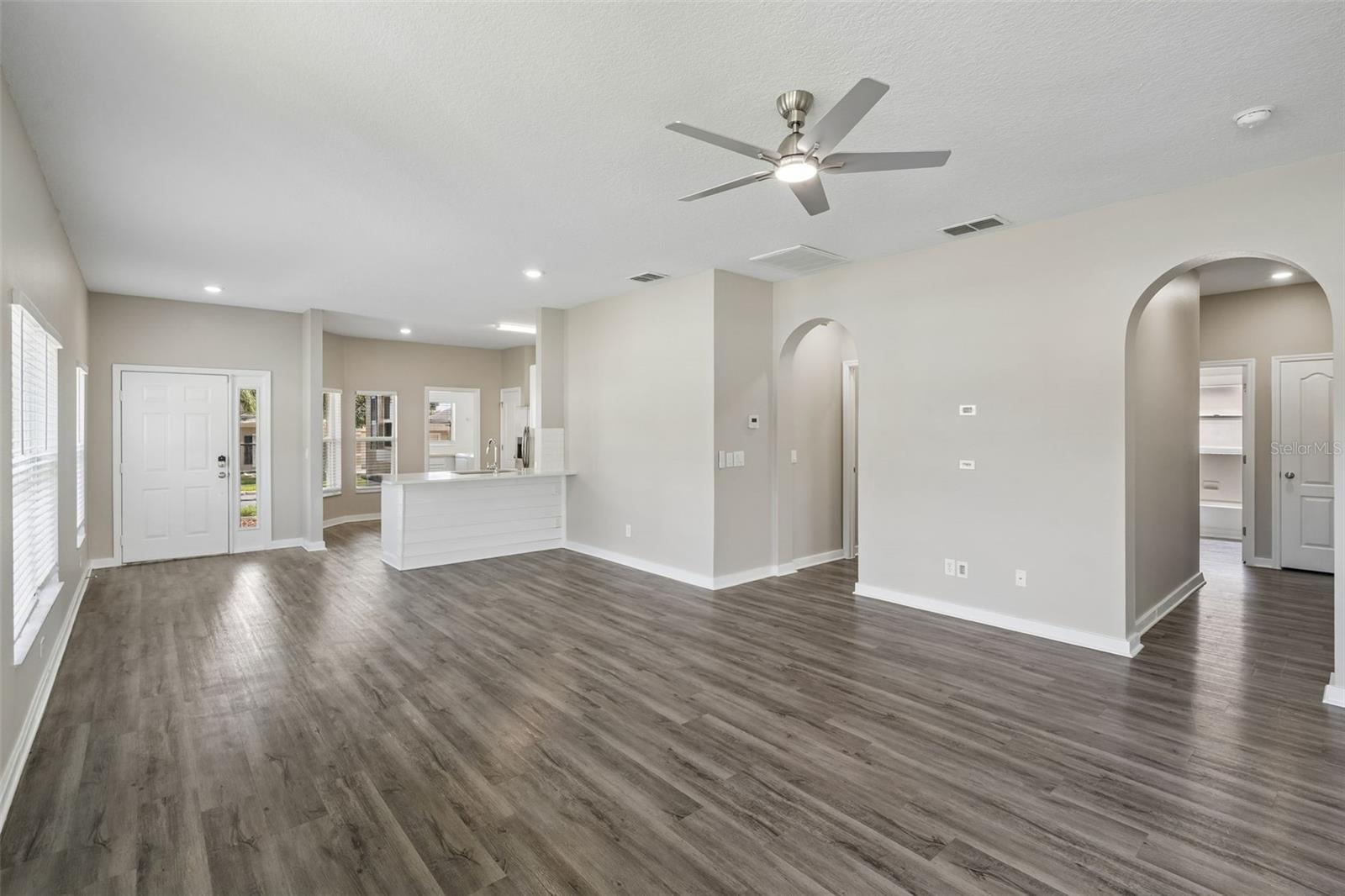 1409 KELLOGG DRIVE