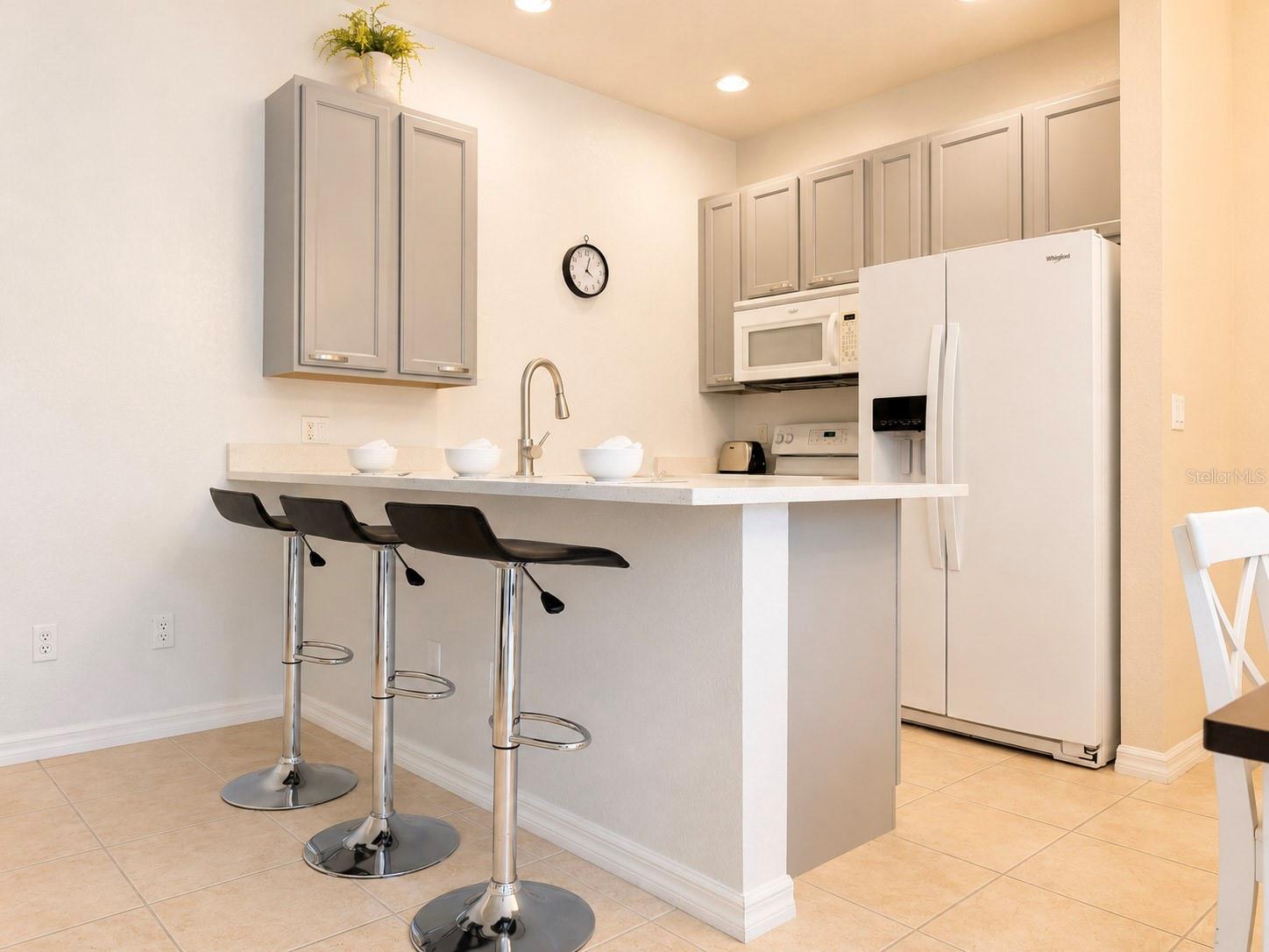 2379 CARAVELLE CIRCLE