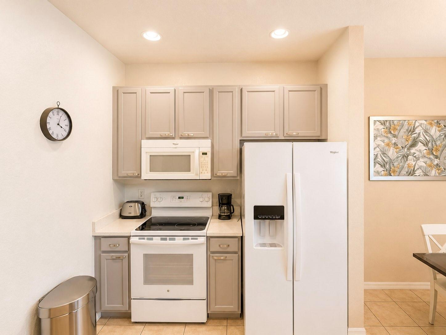 2379 CARAVELLE CIRCLE