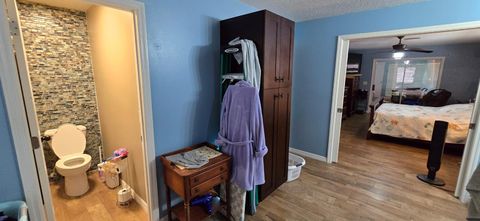 Tiny photo for 336 Lakecrest Drive, Tavares, FL 32778 (MLS # G5110511)