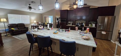 Tiny photo for 336 Lakecrest Drive, Tavares, FL 32778 (MLS # G5110511)