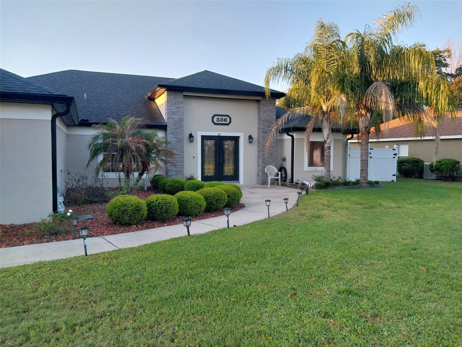 TAVARES SOUTH SHORES ON LAKE EUSTIS - Residential