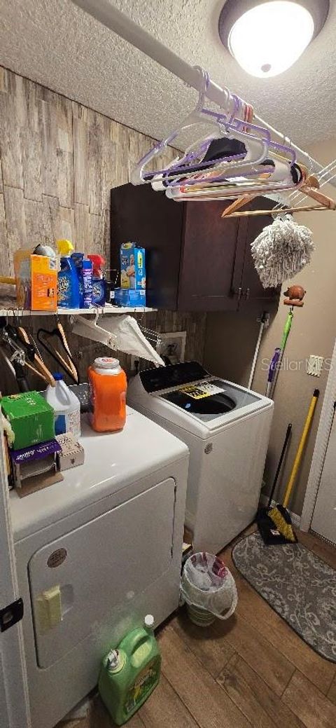 Tiny photo for 336 Lakecrest Drive, Tavares, FL 32778 (MLS # G5110511)