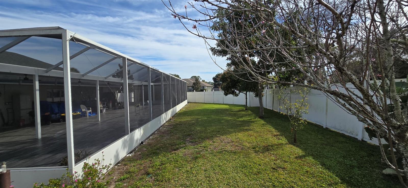 TAVARES SOUTH SHORES ON LAKE EUSTIS - Residential