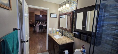 Tiny photo for 336 Lakecrest Drive, Tavares, FL 32778 (MLS # G5110511)