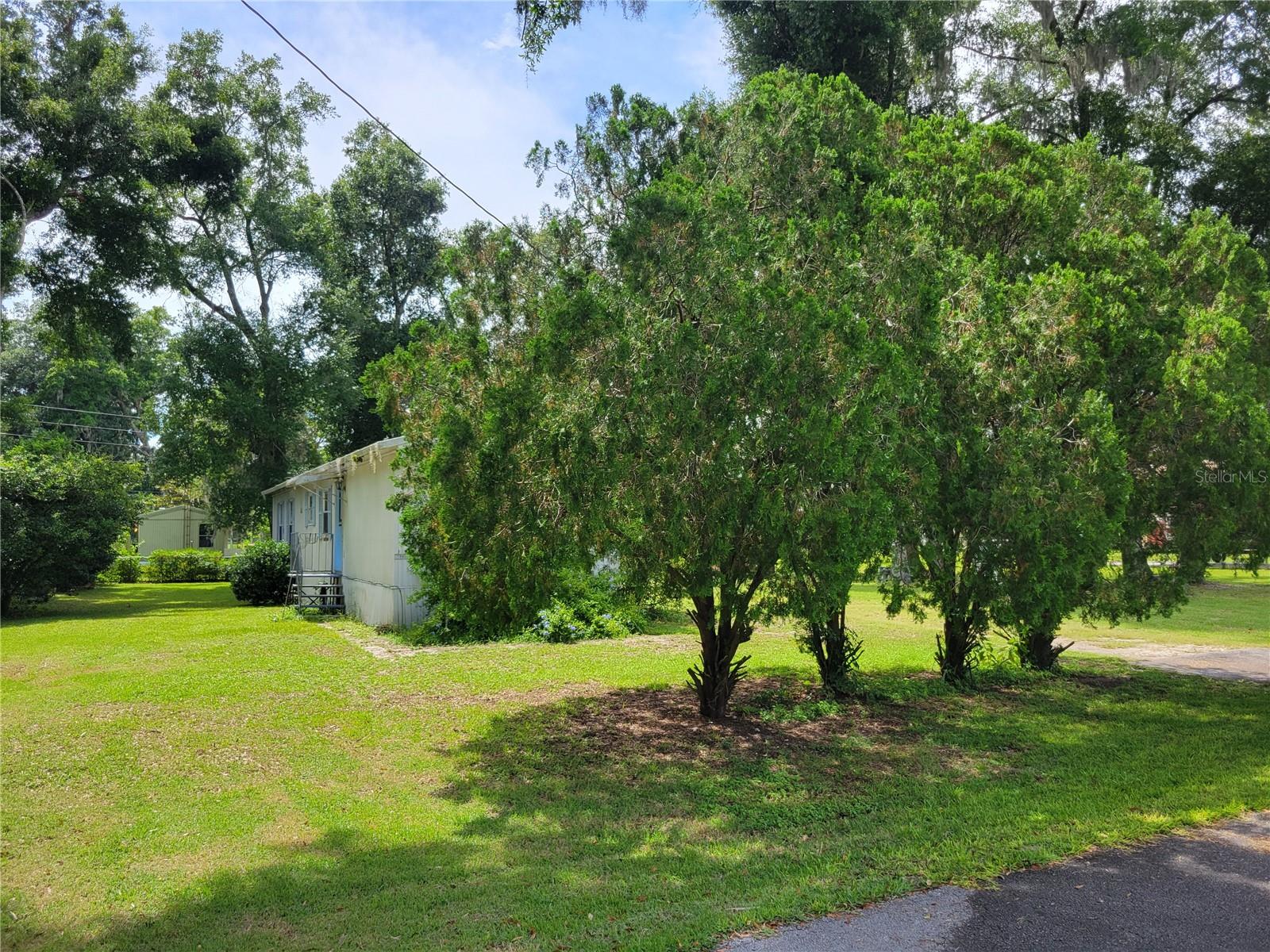 Photo 13 of 14 of 14724 SE 47TH COURT mobile home