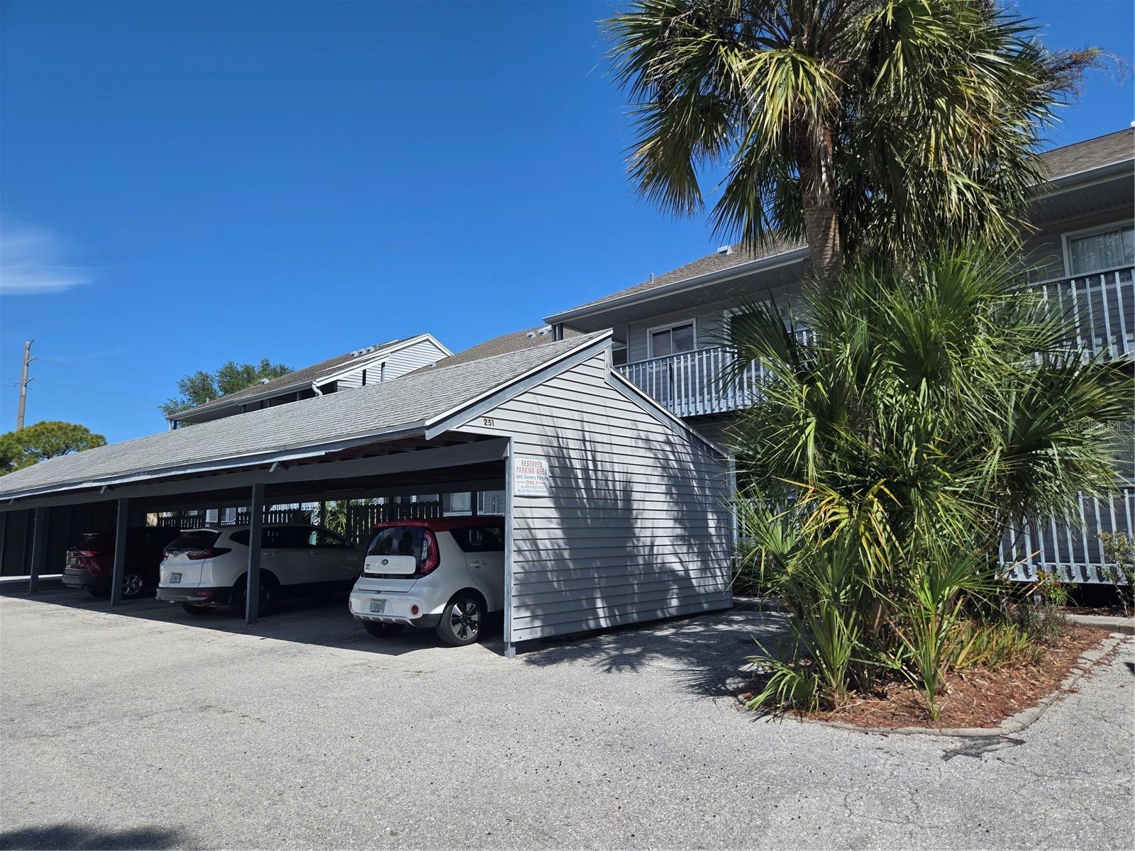 SAYBROOK MANOR - Residential