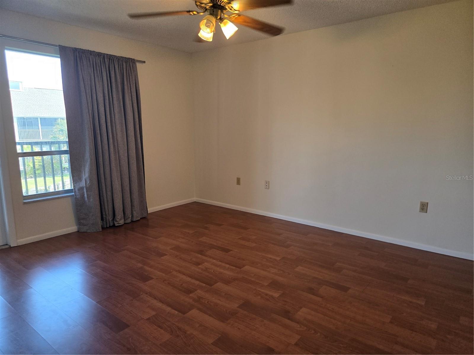 SAYBROOK MANOR - Residential