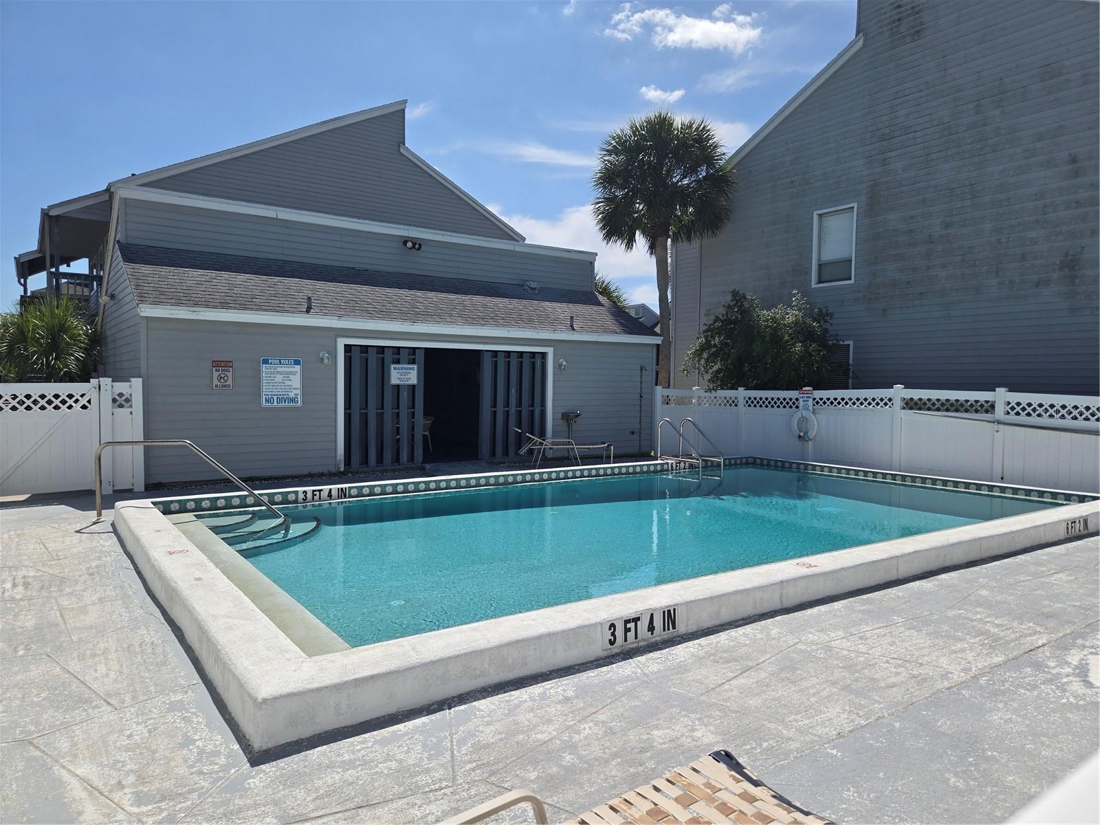 SAYBROOK MANOR - Residential