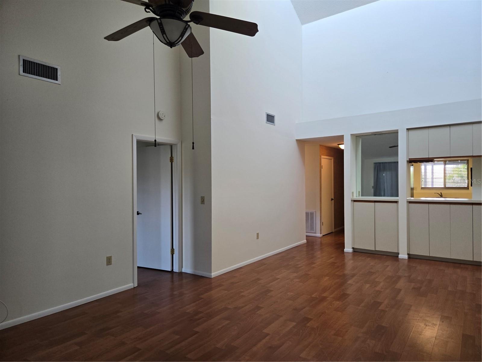 SAYBROOK MANOR - Residential