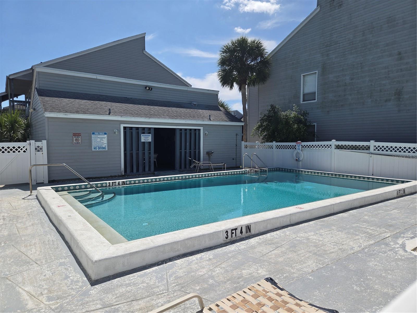 SAYBROOK MANOR - Residential