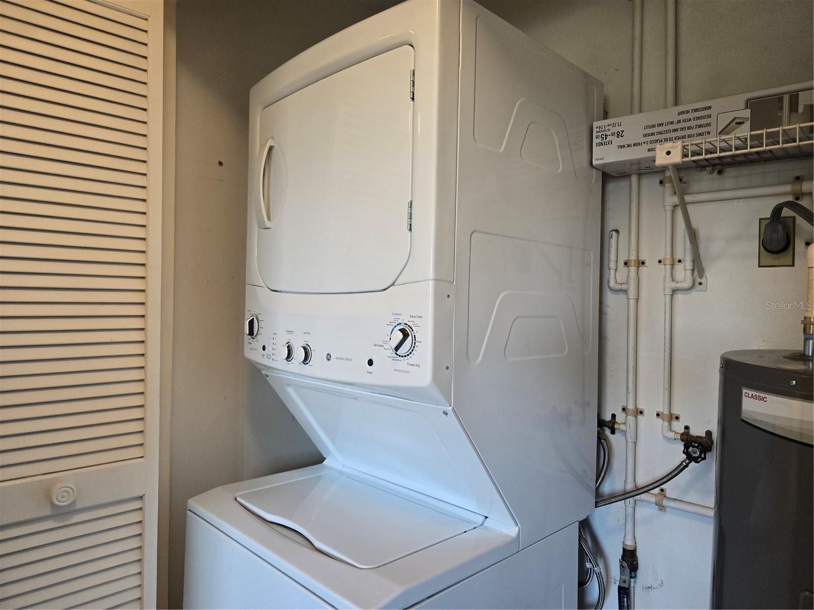 SAYBROOK MANOR - Residential