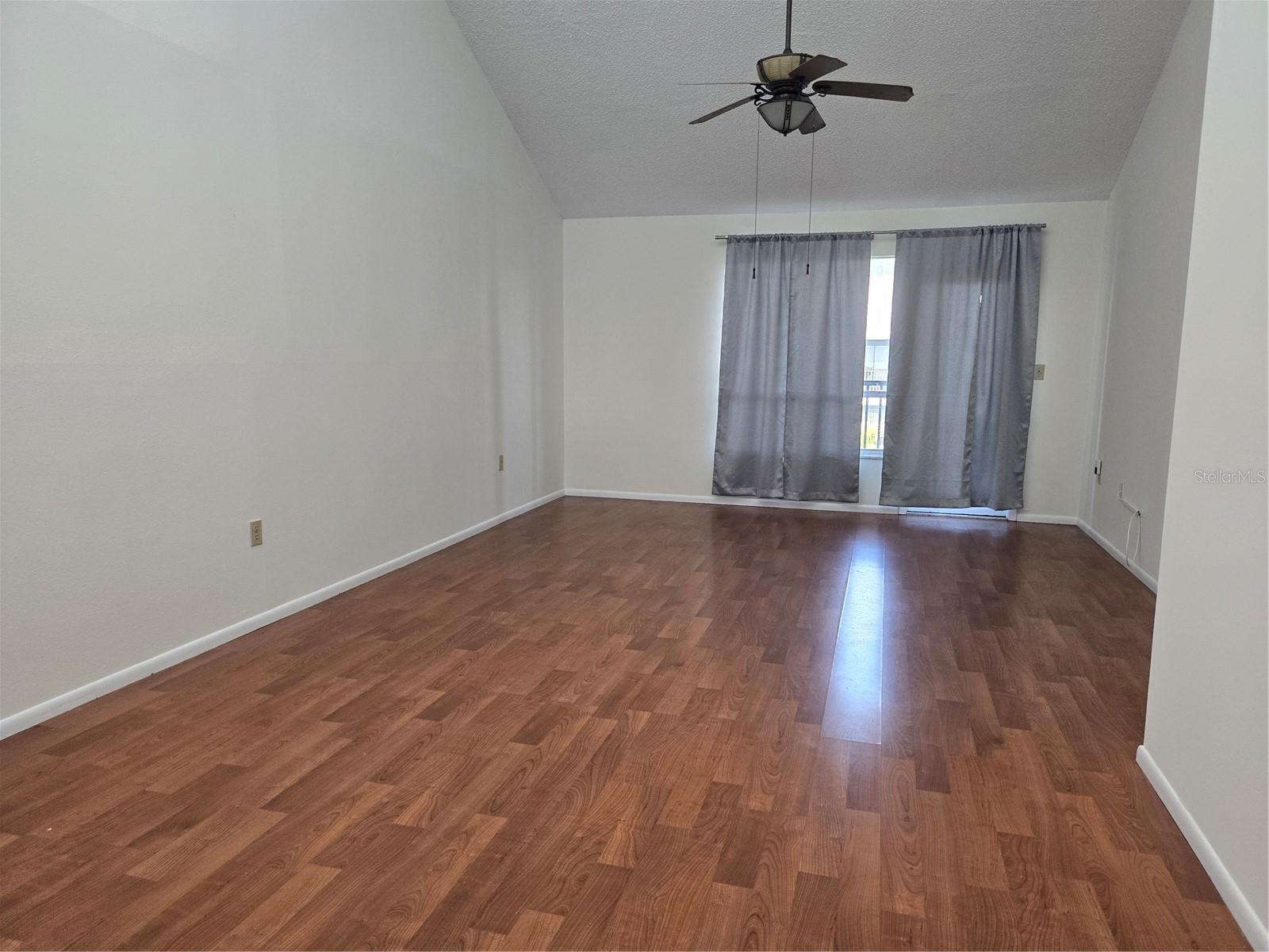 SAYBROOK MANOR - Residential