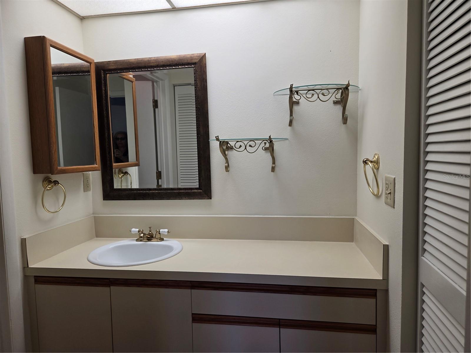 SAYBROOK MANOR - Residential