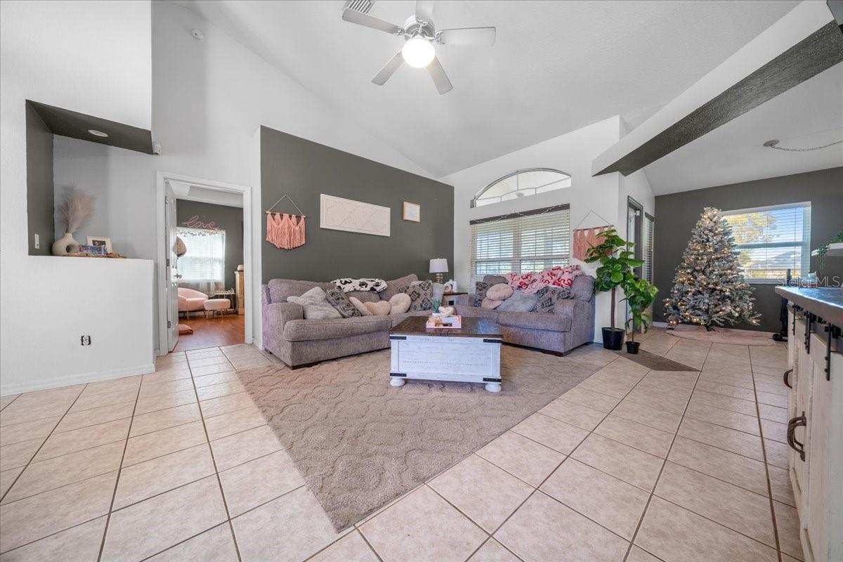KINGSLAND COUNTRY ESTATE - Residential